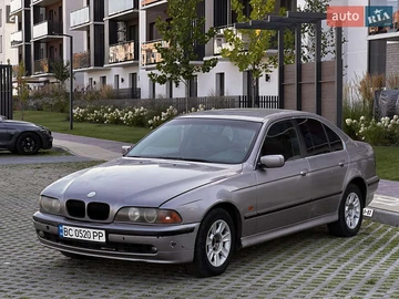 Авто BMW 5 Series 2000 № 8104375