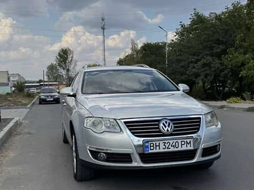 Авто Volkswagen Passat 2010 № 8104583