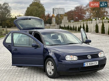 Авто Volkswagen Golf 2000 № 8104671