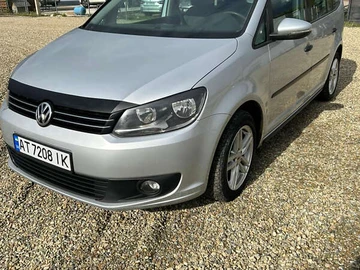Авто Volkswagen Touran 2014 № 8104687