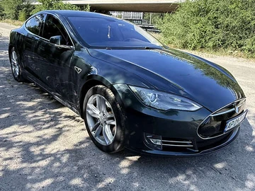 Авто Tesla Model S 2014 № 8104695