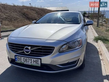 Авто Volvo S60 2013 № 8104696