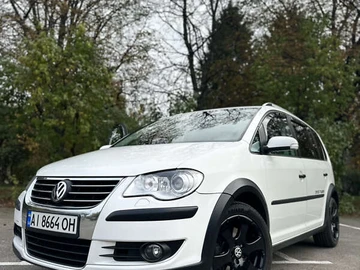 Авто Volkswagen Touran 2008 № 8104814