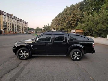 Авто Nissan Navara 2007 № 8105027