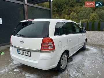 Авто Opel Zafira 2011 № 8105070