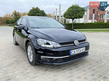Авто Volkswagen Golf 2018 № 8105089