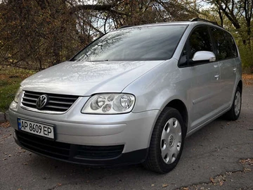 Авто Volkswagen Touran 2006 № 8105219