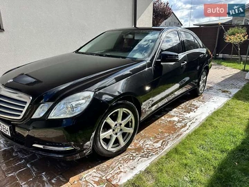 Авто Mercedes E-Class 2011 № 8105248