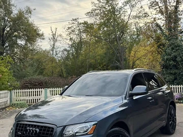 Авто Audi Q5 2011 № 8105325