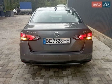 Авто Nissan Versa 2022 № 8105332