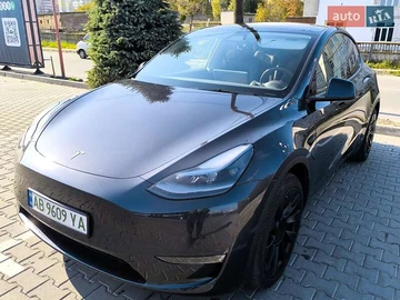 Авто Tesla Model Y 2024 № 8105521