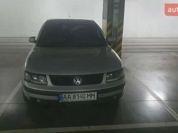 Авто Volkswagen Passat 1999 № 8105643