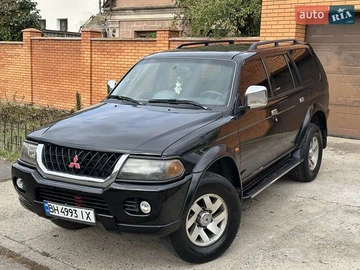 Авто Mitsubishi Pajero 2001 № 8105661