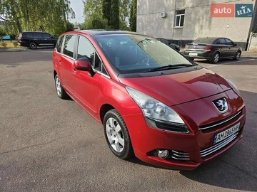 Авто Peugeot 5008 2012 № 8105688
