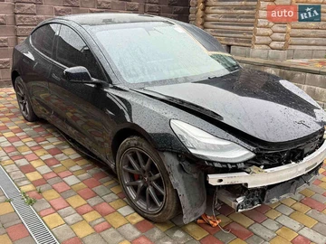 Авто Tesla Model 3 2020 № 8105696