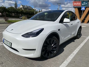 Авто Tesla Model Y 2024 № 8105838