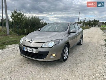 Авто Renault Megane 2010 № 8105963