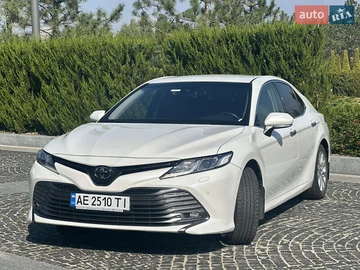 Авто Toyota Camry 2019 № 8106202