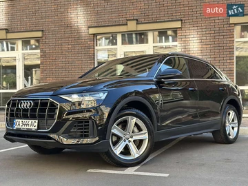 Авто Audi Q8 2019 № 8106232