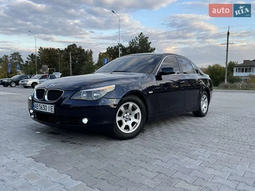 Авто BMW 5 Series 2003 № 8106420