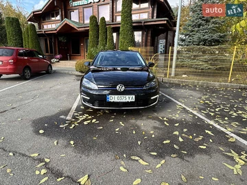 Авто Volkswagen E-Golf 2019 № 8106484