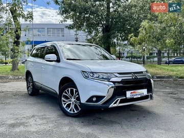 Авто Mitsubishi Outlander 2017 № 8106492