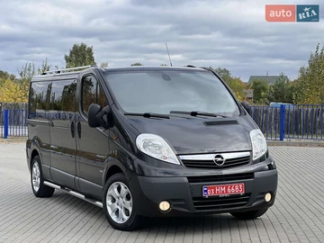 Авто Opel Vivaro 2011 № 8107168