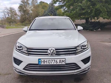 Авто Volkswagen Touareg 2014 № 8107199