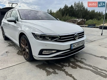 Авто Volkswagen Passat 2020 № 8107201