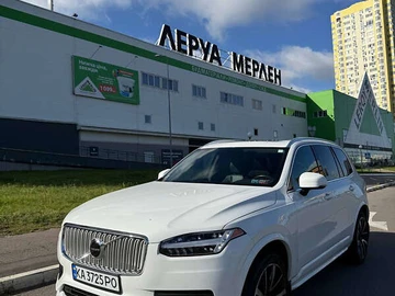 Авто Volvo Xc90 2019 № 8107225