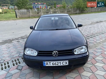 Авто Volkswagen Golf 2000 № 8107374