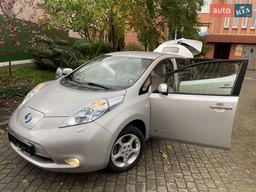 Авто Nissan Leaf 2012 № 8107411