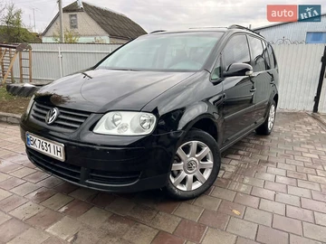 Авто Volkswagen Touran 2004 № 8107429