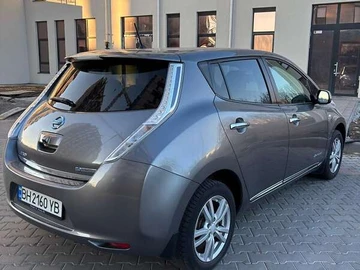 Авто Nissan Leaf 2015 № 8107476