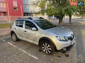 Авто Renault Sandero Stepway 2015 № 8107493