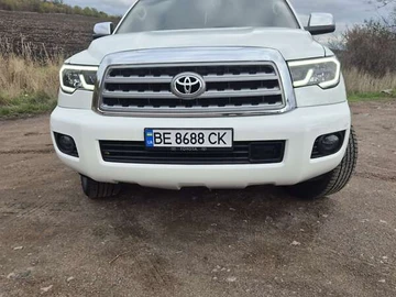 Авто Toyota Sequoia 2011 № 8107937