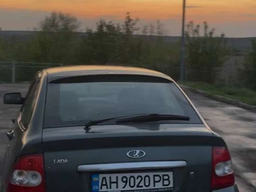 Авто ВАЗ 2172 Priora 2008 № 8107999