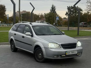 Авто Chevrolet Lacetti 2005 № 8108023