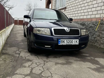 Авто Skoda Superb 2002 № 8108035