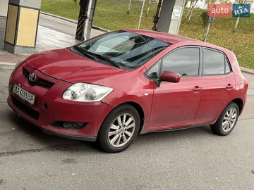 Авто Toyota Auris 2008 № 8108059