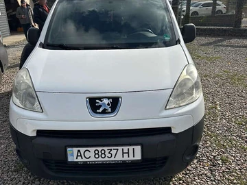 Авто Peugeot Partner 2010 № 8108165