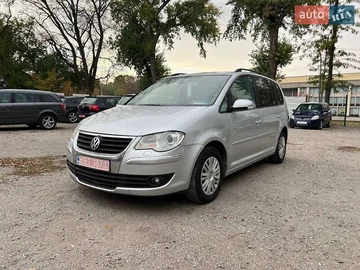 Авто Volkswagen Touran 2007 № 8108208