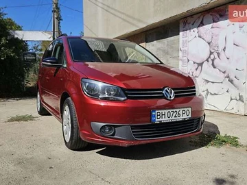 Авто Volkswagen Touran 2012 № 8108364