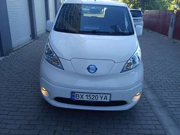 Авто Nissan E-Nv200 2018 № 8108441