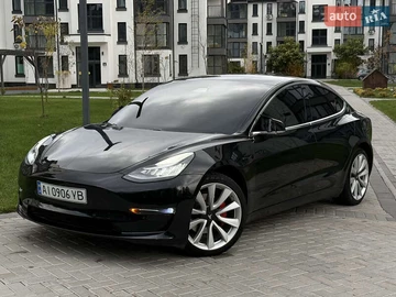 Авто Tesla Model 3 2019 № 8108587