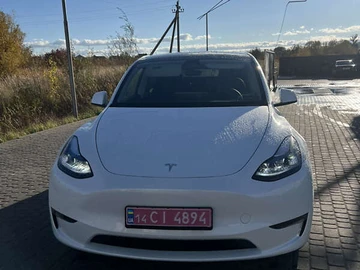 Авто Tesla Model Y 2024 № 8108729