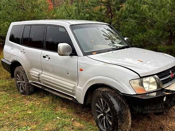 Авто Mitsubishi Pajero 2002 № 8108830