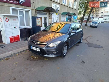 Авто Hyundai I30 2010 № 8108916