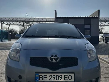 Авто Toyota Yaris 2007 № 8108956
