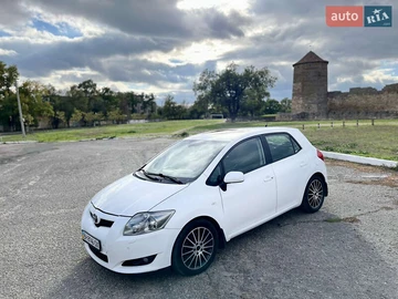 Авто Toyota Auris 2007 № 8108961